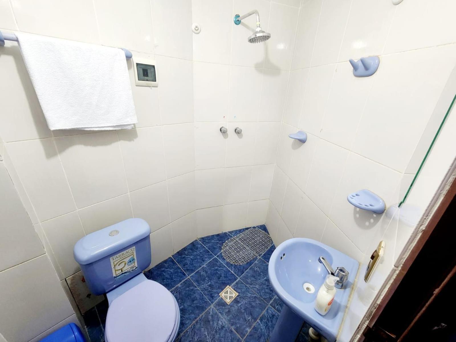 Hotel Aguilar Уюни Экстерьер фото