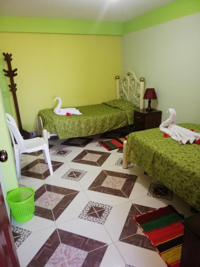 Hotel Aguilar Уюни Экстерьер фото