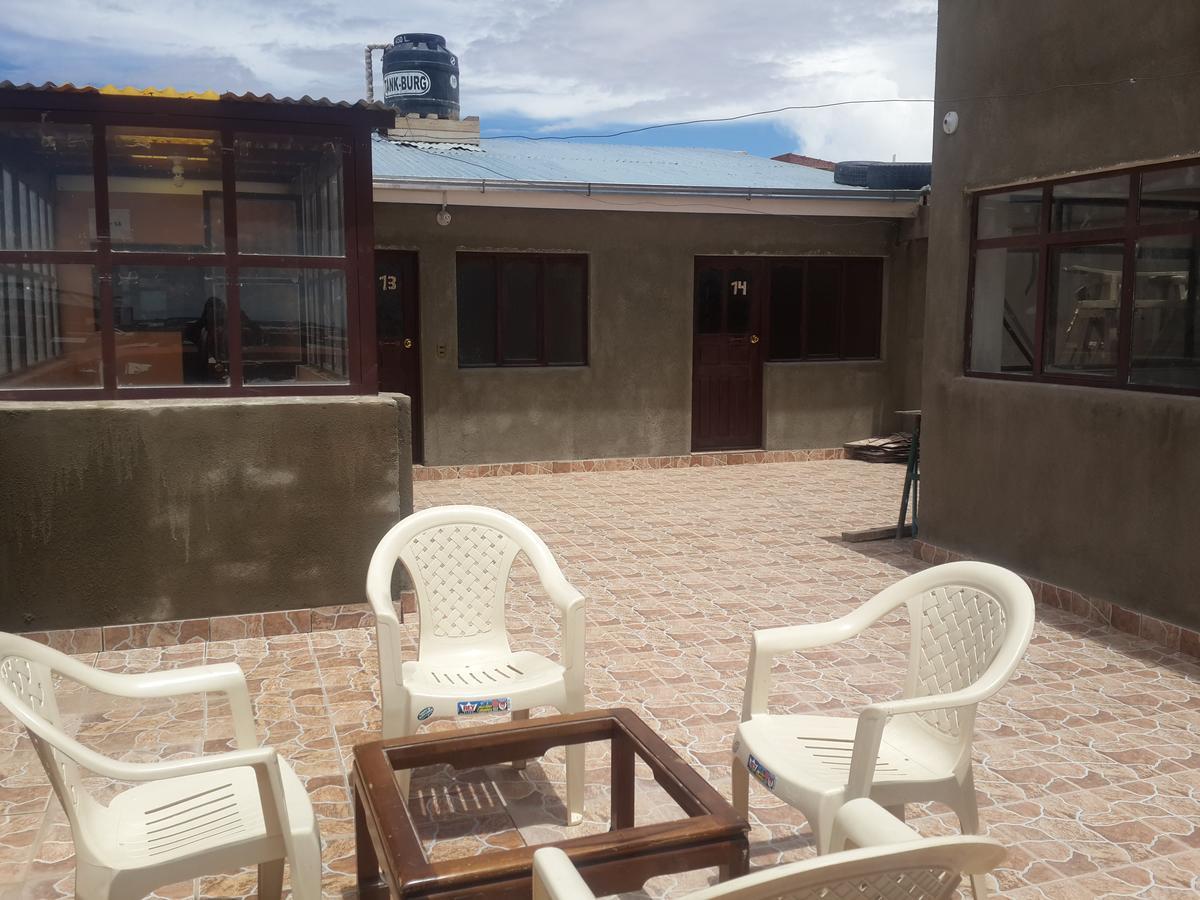 Hotel Aguilar Уюни Экстерьер фото