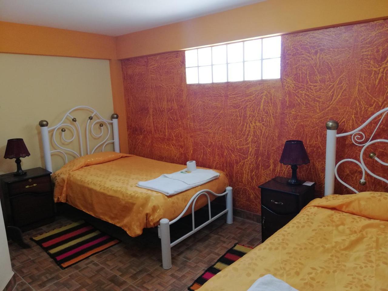Hotel Aguilar Уюни Экстерьер фото